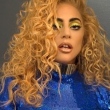 Lady Gaga aparece com novo visual e é comparada a Joelma