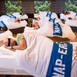 Academia oferece aulas de cochilo no meio do dia para pessoas descansarem