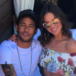 Bruna e Neymar são comparados ao casal Beckham por jornal britânico