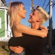 Sem querer, estrela do Instagram transmite sexo ao vivo com o namorado para 14 mil seguidores