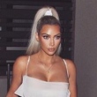 Kim Kardashian diz que desenvolveu dismorfofobia após ser alvo de paparazzi