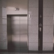 Turistas presas em elevador em Lisboa ligam para polícia dos EUA pedindo ajuda