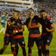 Jogadores comemoram gol de Moraes, o primeiro do Atlético no Genervino da Fonseca