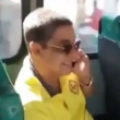 Zeca Pagodinho em ônibus