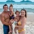 Mariana Bridi com Rafael Cardoso e seus filhos