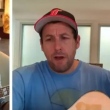 Adam Sandler lança música 'Não Toque na Vovó' durante quarentena
