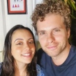 O ator Thiago Fragoso e a mulher dele, a atriz Mariana Vaz