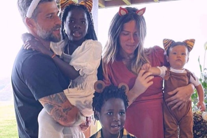 Bruno Gagliasso E Giovanna Ewbank Comemoram 8 Meses De Zyan Com Festa Tematica