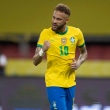 Neymar comemora gol contra o Equador